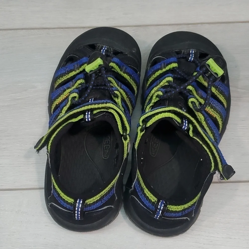 Keen Kids Boys Newport Outdoor Comfort Sandals Fisherman shoes sz 12 Toddler